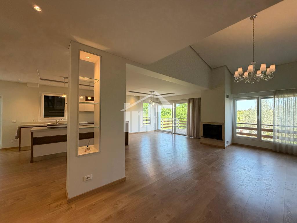 “LONG HILLS” RESIDENCE, VETEM 500 M NGA TEG 3