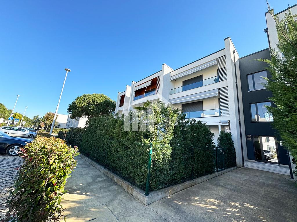 "VALA MAR" RESIDENCES, GJIRI I LALZIT