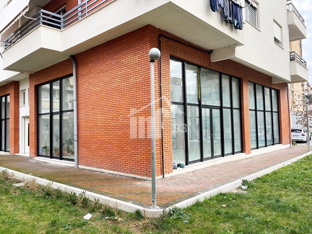 PRANE FUSHES SE SPORTIT, TE “ALI DEMI”