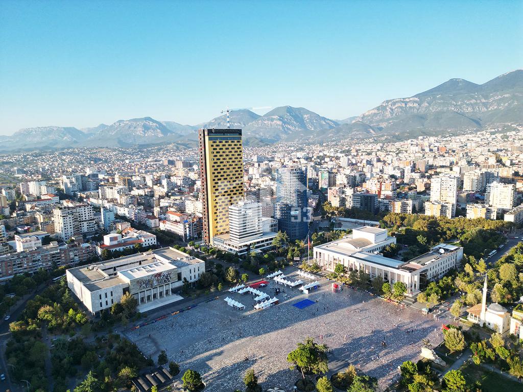 QENDER, SHESHI SKENDERBEJ