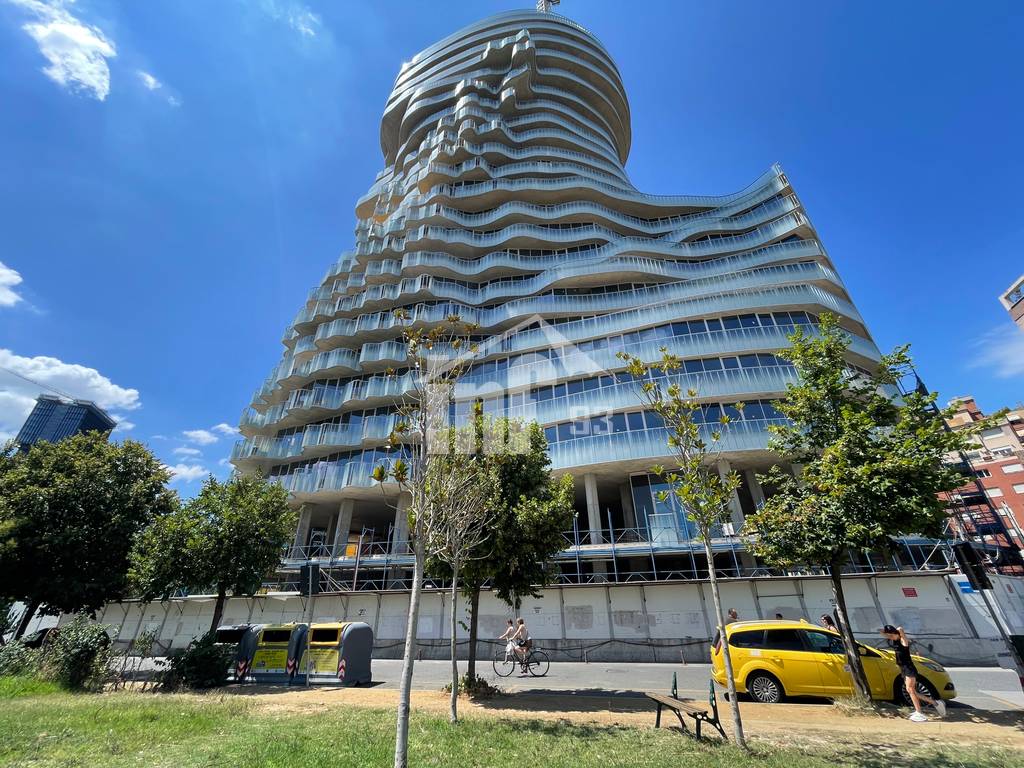 QENDER, SHESHI SKENDERBEJ