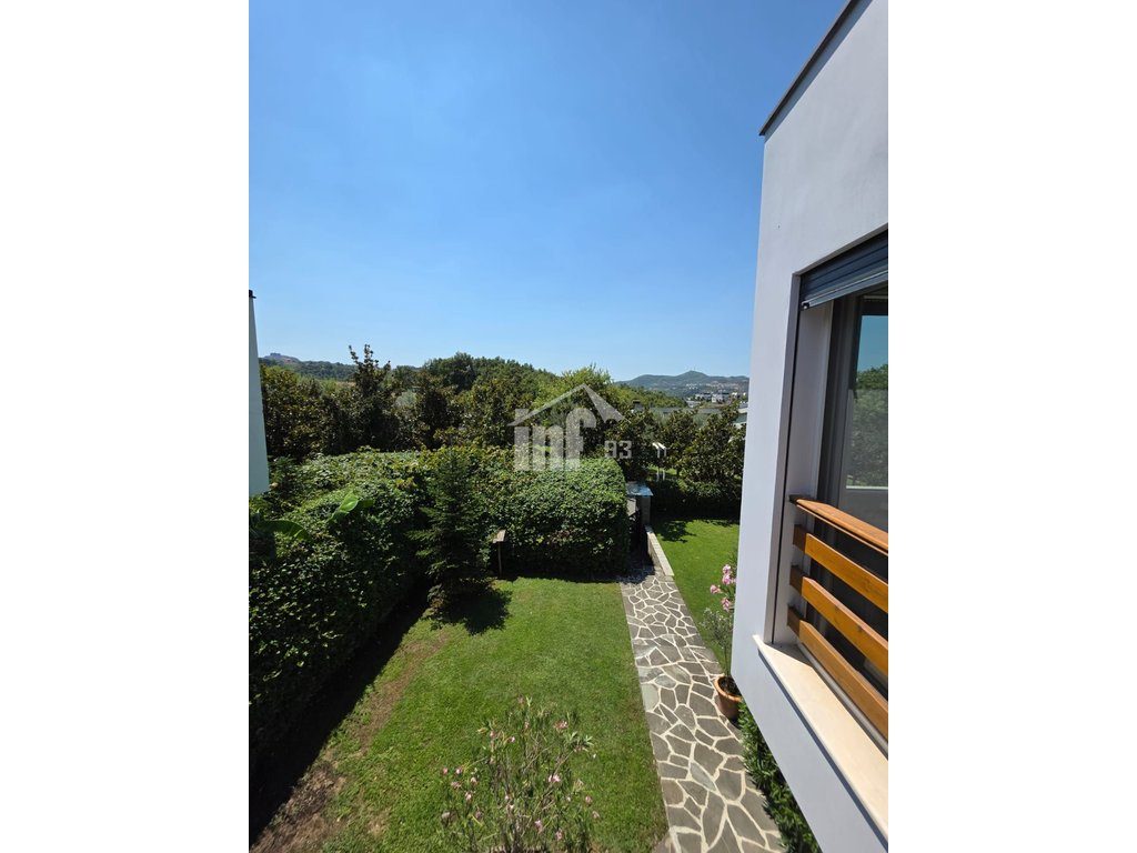 "LONG HILLS" RESIDENCE, 500 M NGA TEG 3