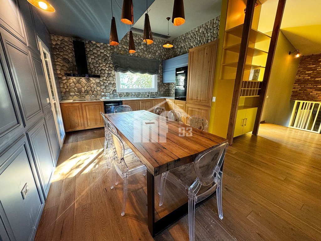 "LONG HILLS" RESIDENCE, 500 M NGA TEG 4