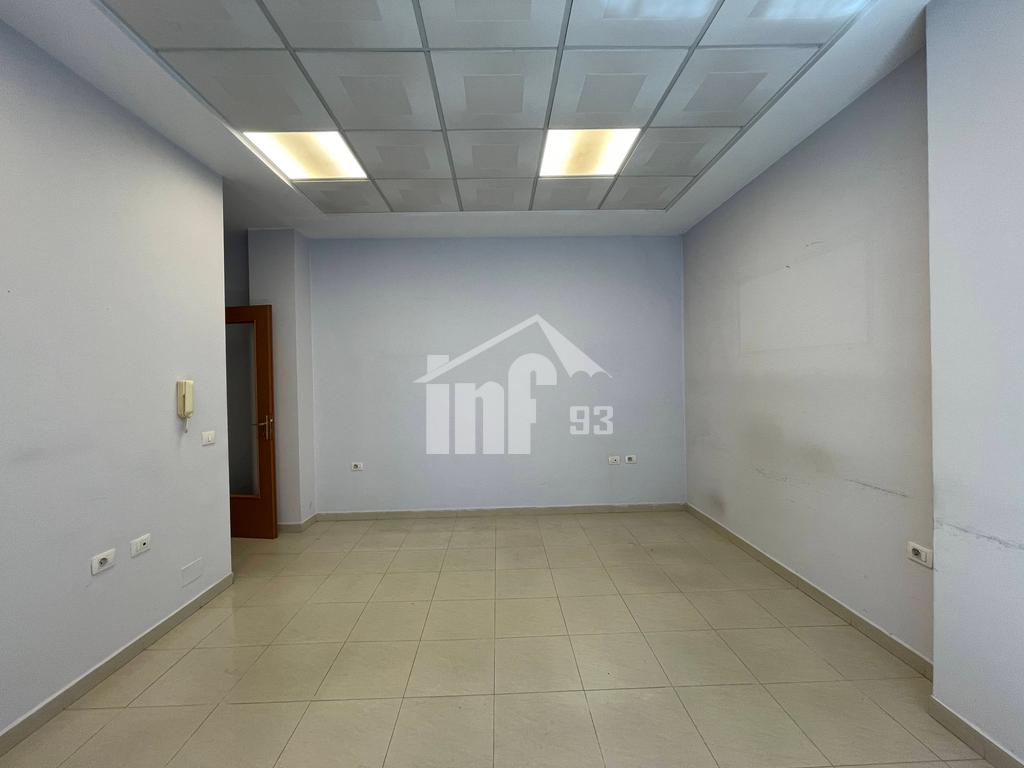 NE QENDER, PRANE TOPTANI CENTER 4