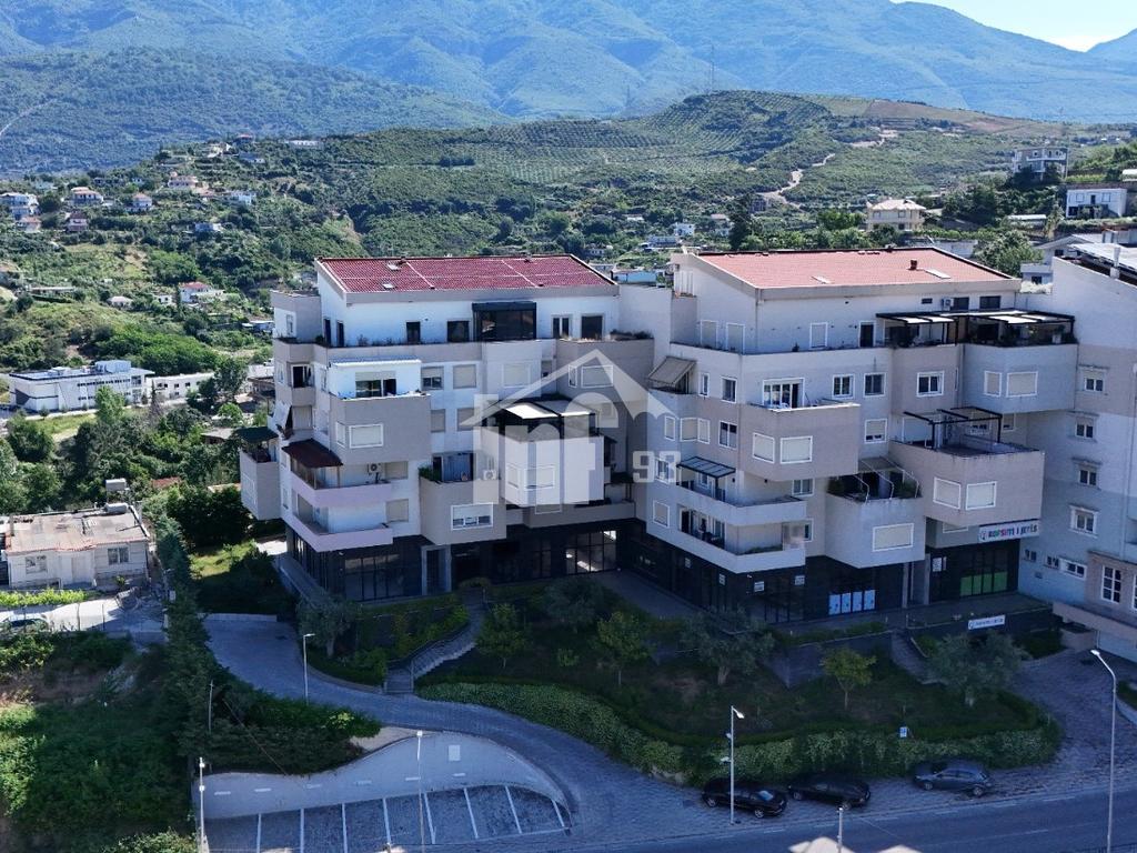 PRANË LIQENIT TË FARKËS