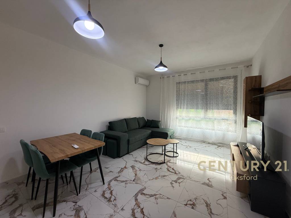 Japim me qira apartament 2+1+2,tek Rruga “5 Maji”! 4