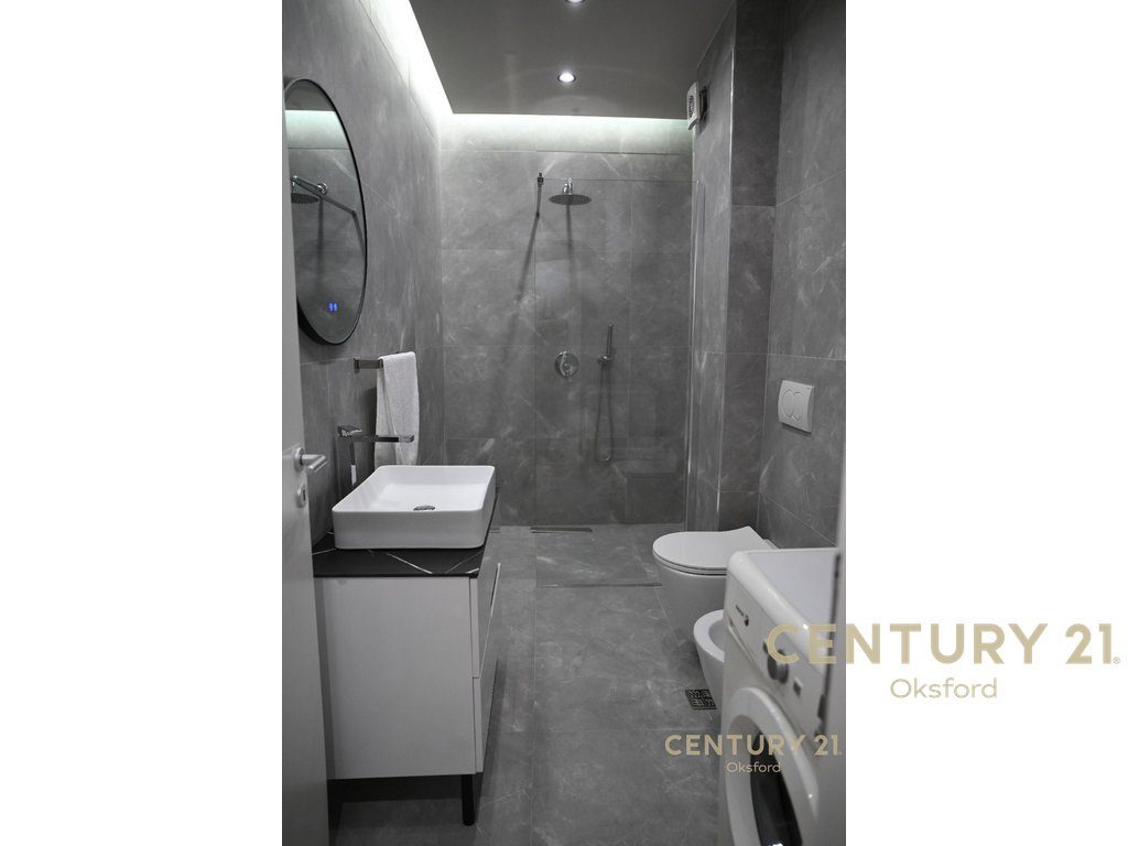 SHITET APARTAMENT 2+1 NE KAMEZ