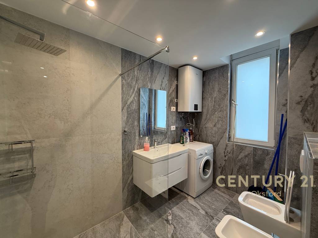 SHESIM APARTAMENT 2+1+VERANDE TEK KODRA E DIELLIT 1! 3