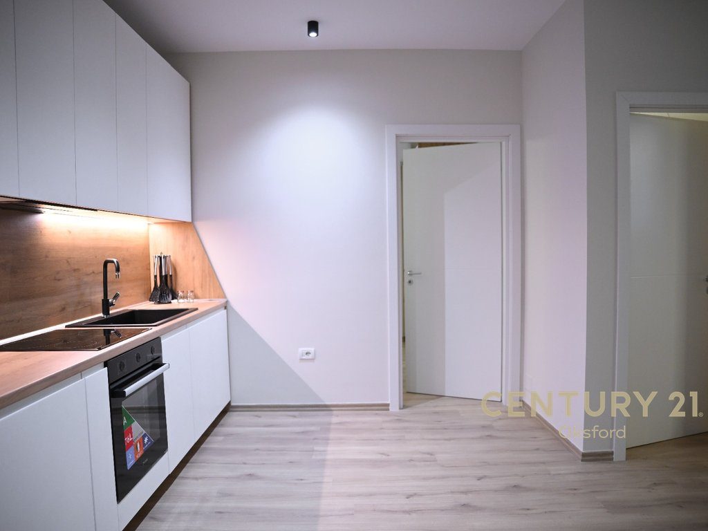 Apartament 2+1 per SHITJE ne Kamez! 4