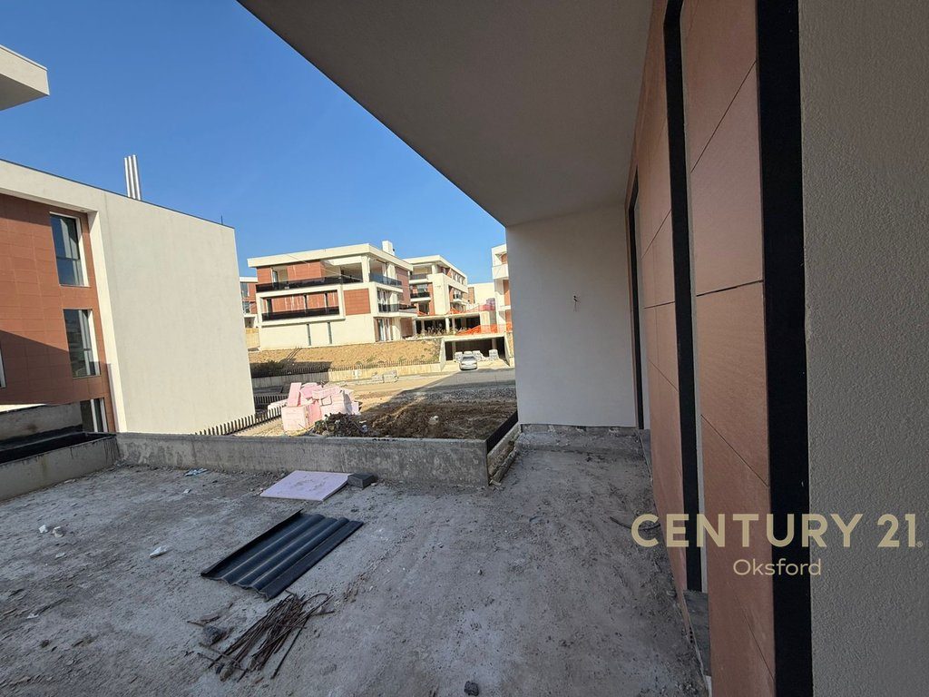 APARTAMENT 1+1 NE SHITJE, TEK REZIDENCA "TULIPAN"! 2