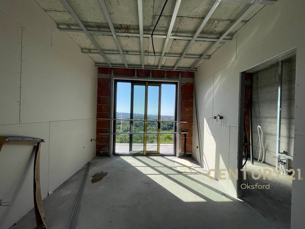 Vila Elite Për Shitje Në West Home Residence Tiranë!
