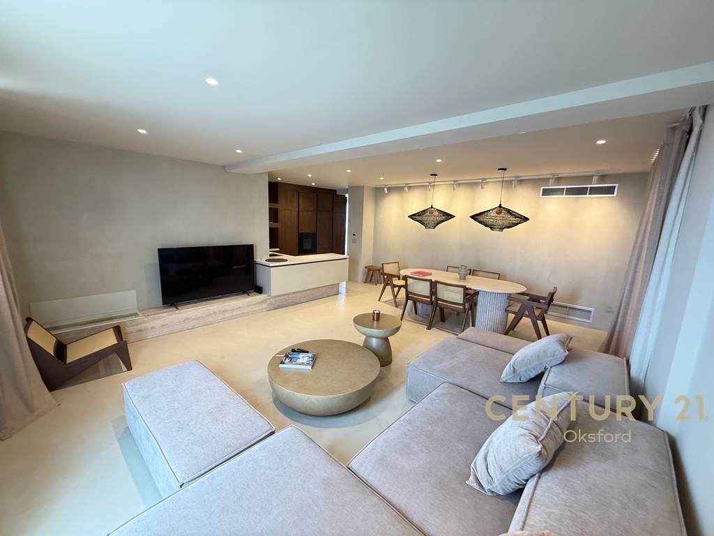 Japim me qira apartament modern+post parkimi pranë portit,Durrës!