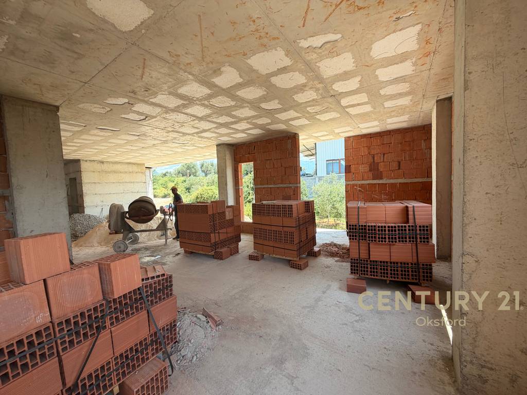 APARTAMENT 1+1 PËR SHITJE NË LIORE LAKE RESIDENCE PASKUQAN 3