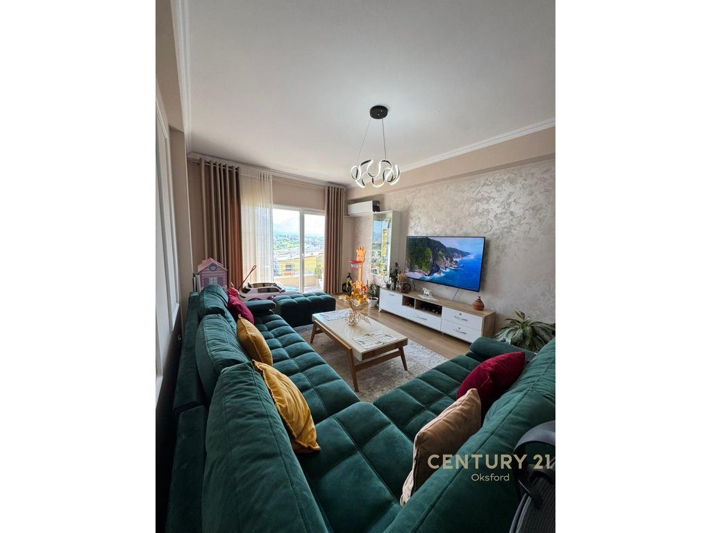 APARTAMENT ME QIRA 2+1+2 me GARAZH PER 2 MAKINA TEK LIQENI I THATE 2