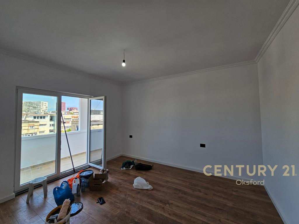 SHITET APARTAMENT 1+1 TE KOMUNA E PARISIT 2