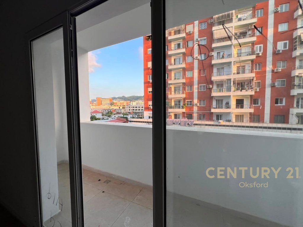 YZBERISHT, APARTAMENT 1+1 PER SHITJE 2