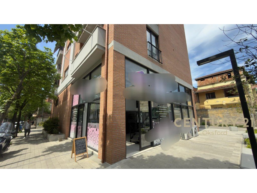 SHITET AMBJENT COMERCIAL/ LOFT NE KATIN 0 TE RRUGA BARDHYL 2