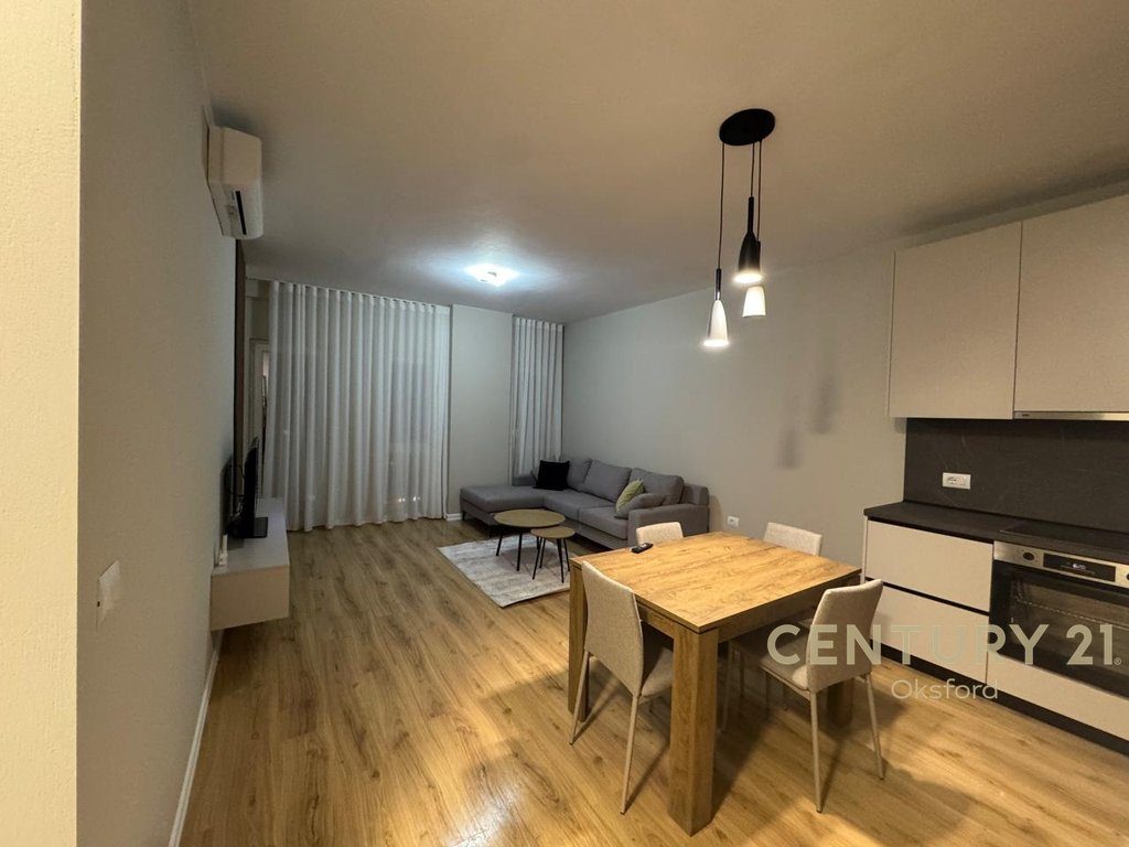 Apartament per qira 1+1 i mobiluar përball Ring Center, tek Zogu I Zi! 4
