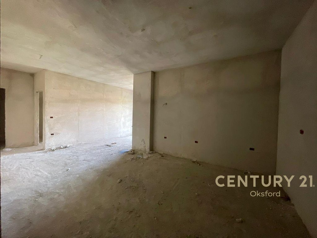 APARTAMENT 1+1, TEK ISH FUSHA E AVIACIONIT PER SHITJE