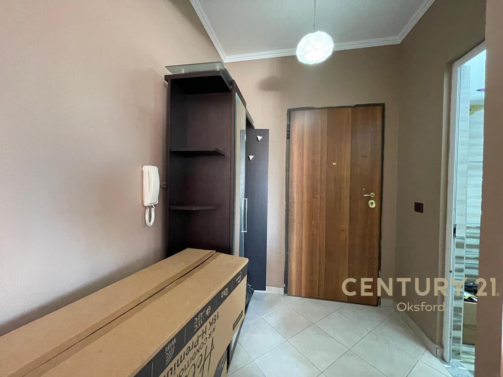 PLAZH ,DURRES APARTAMENT PER SHITJE 1+1 3