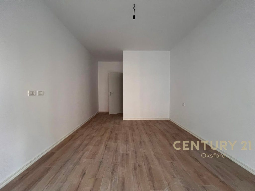 YZBERISHT, 2 APARTAMENT 1+1 PER SHITJE 2