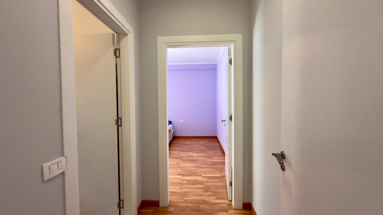 Ekskluzive, Shitet, Apartament 3+1+ 2 Ballkone + Grazh, ” Selitë ”, Tiranë. 4