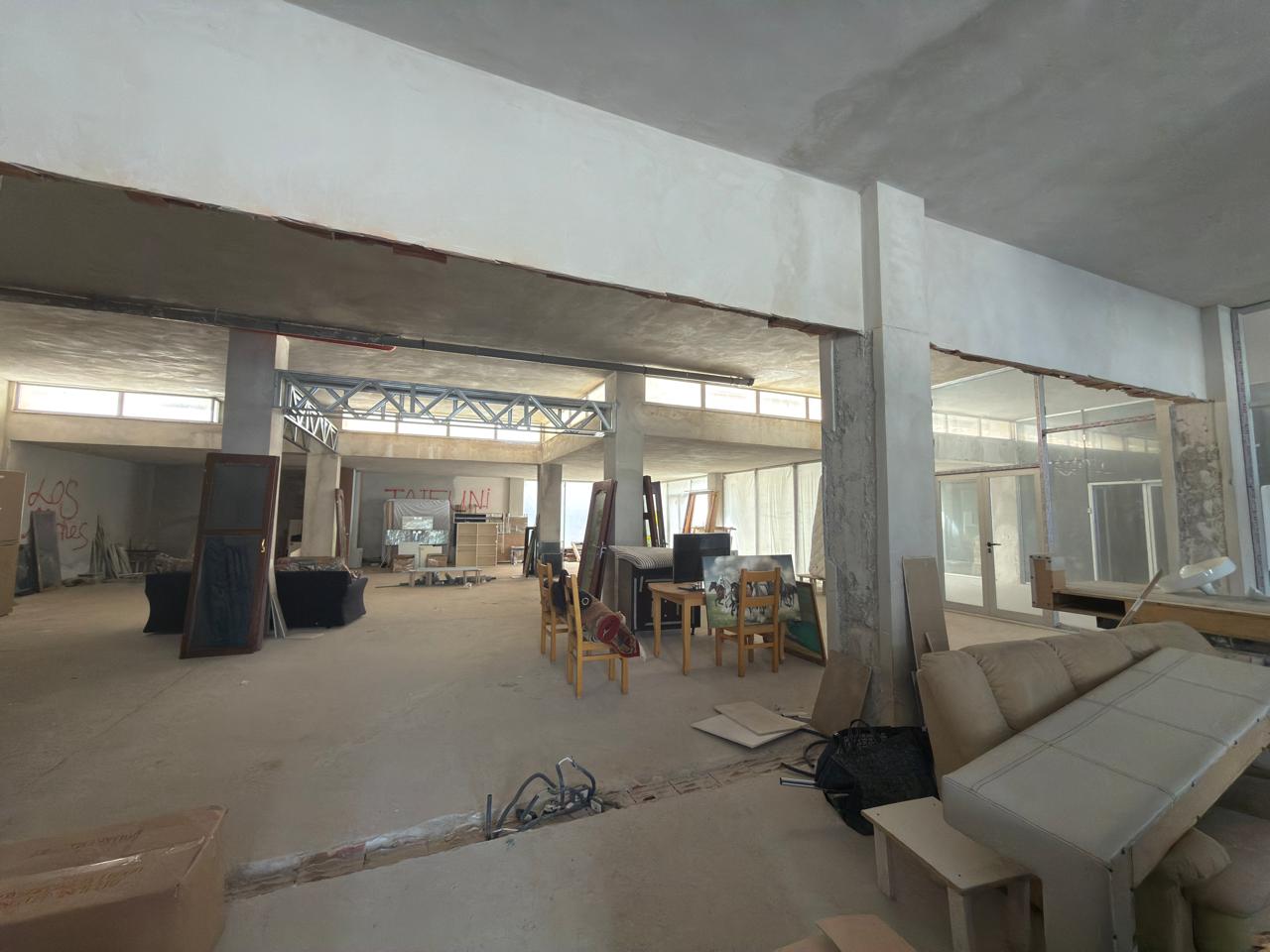 Shitet Ambient Biznesi 321 m² në Vlorë | Pozicion Strategjik me Dalje në Det 3