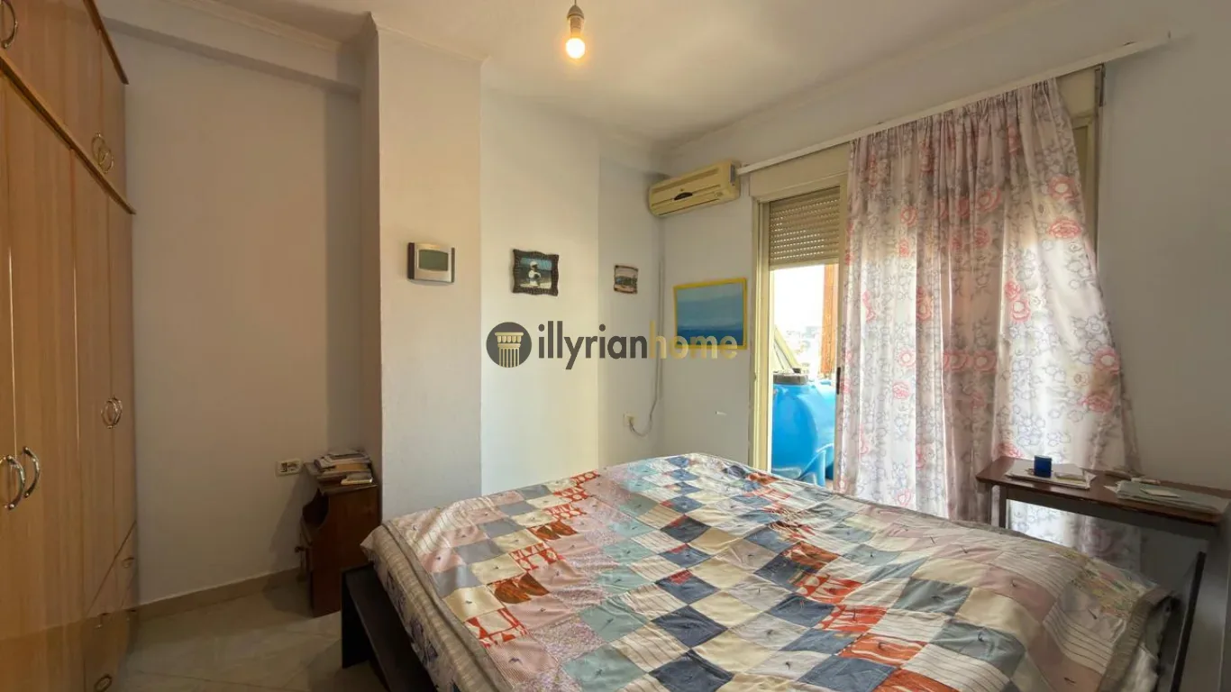 EKSKLUZIVE PËR SHITJE | APARTAMENT 2+1+2 – RRUGA “4 DËSHMORËT ”, TIRANË 3