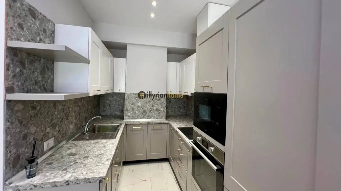 Qira, Apartament 2+1 – Qendër, Piazza, Tiranë