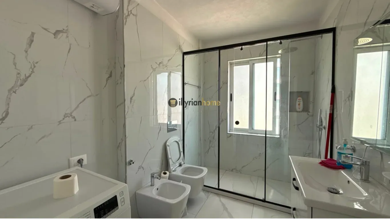 Qira, Apartament 1+1 me kuzhinë më vete tek Rruga e Elbasanit 4