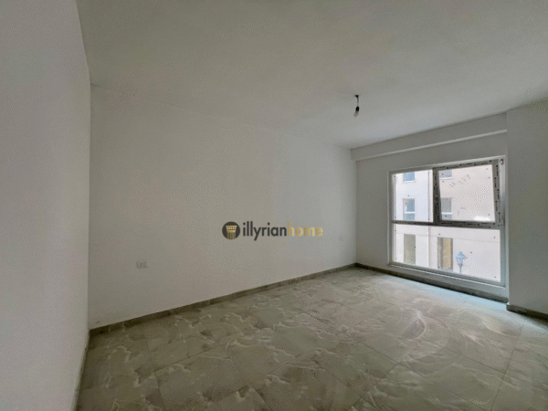 Shitet, Apartament 2+1 “Laprakë”,Tiranë.