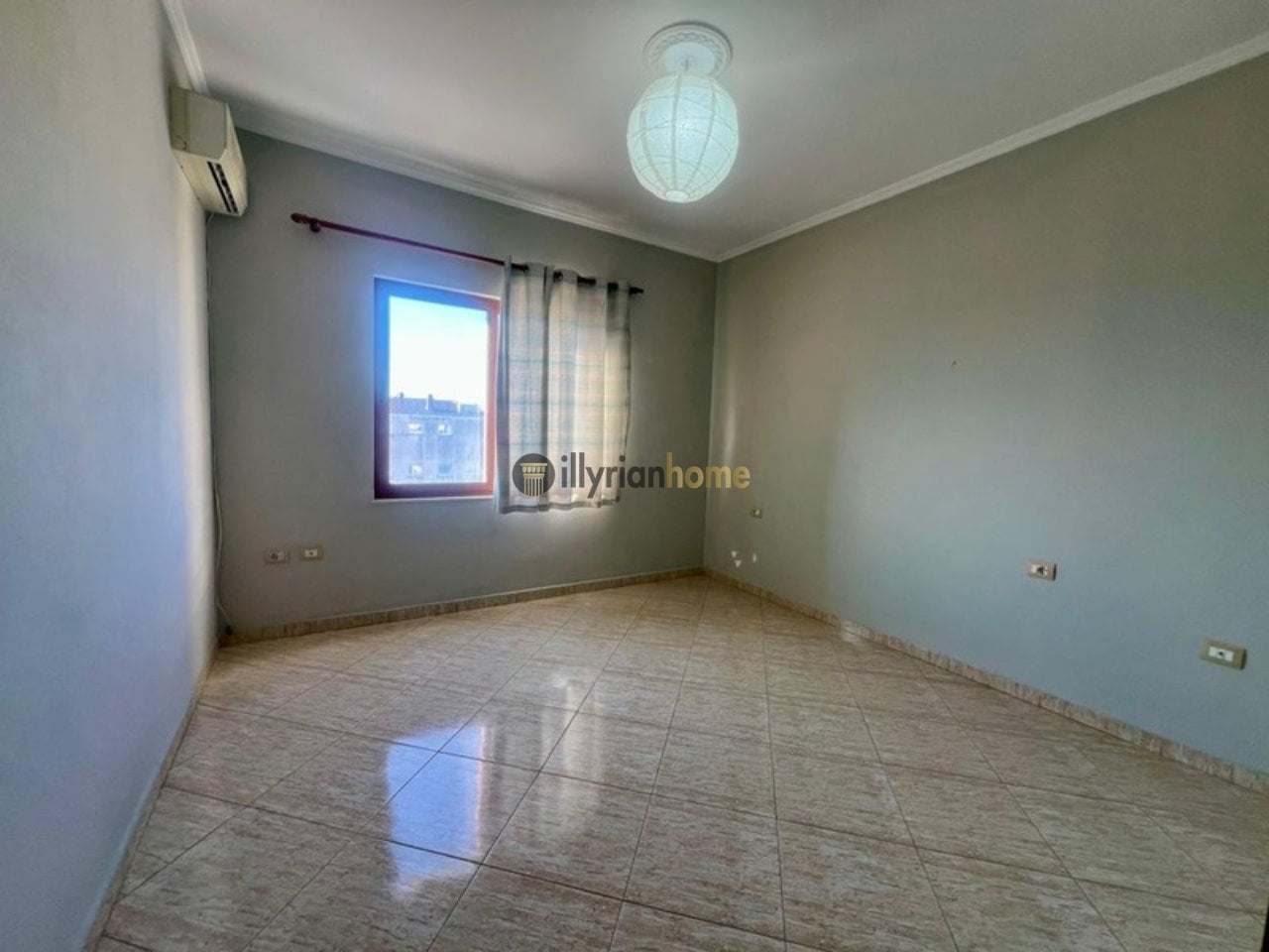 Jepet me Qira Apartament 3+1, “Fresk”, Tiranë 2
