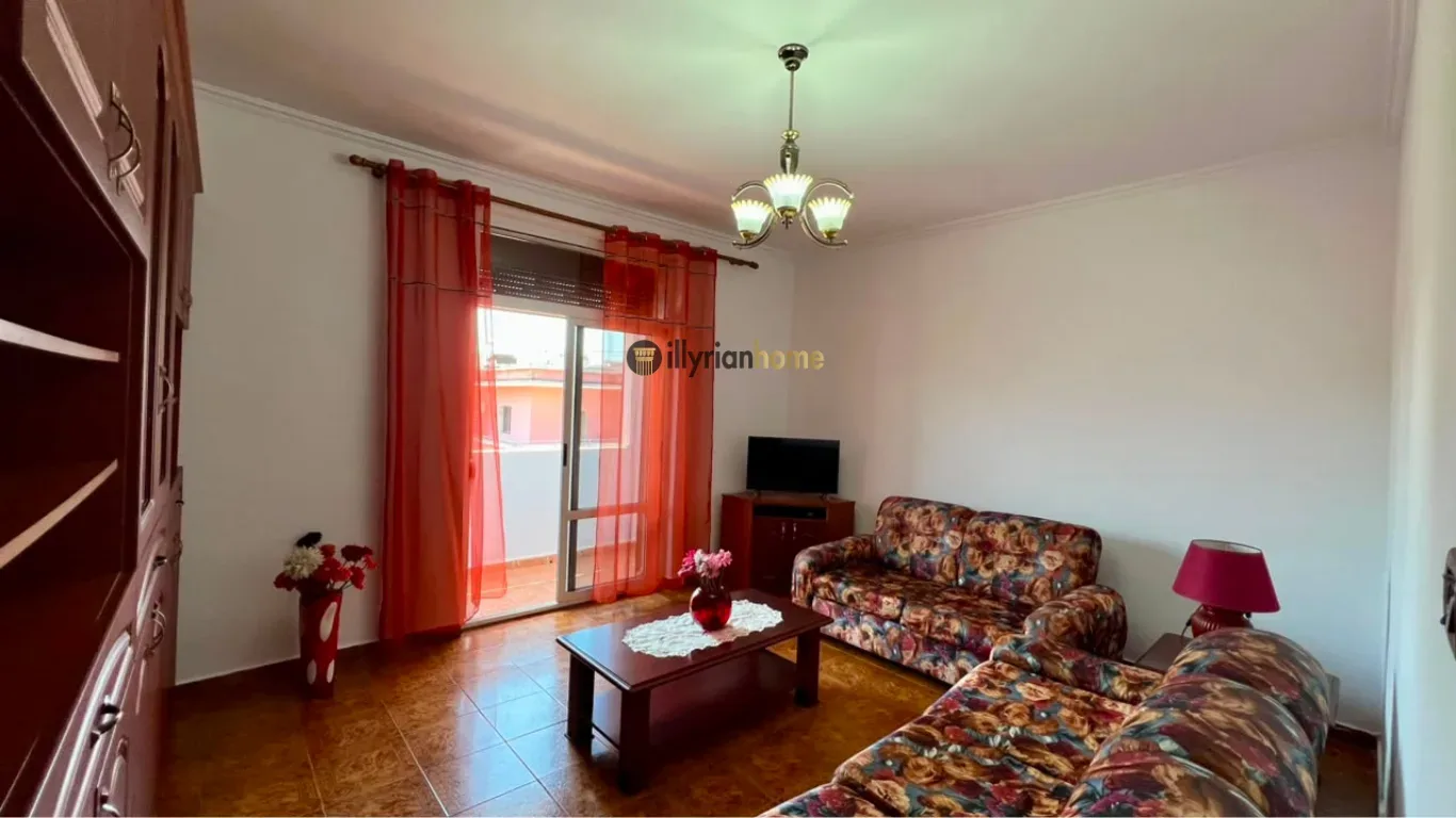 Qira, Apartament 2+1 "Shkolla e Kuqe", Tiranë. 2
