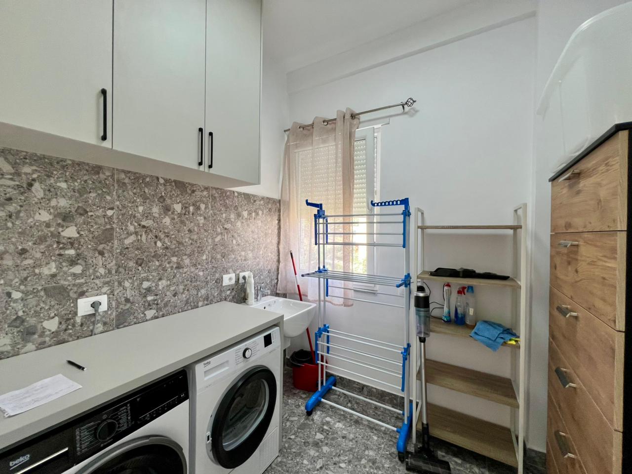 Qira, Vilë 3 Katëshe "Mjull Bathore", Tiranë 4