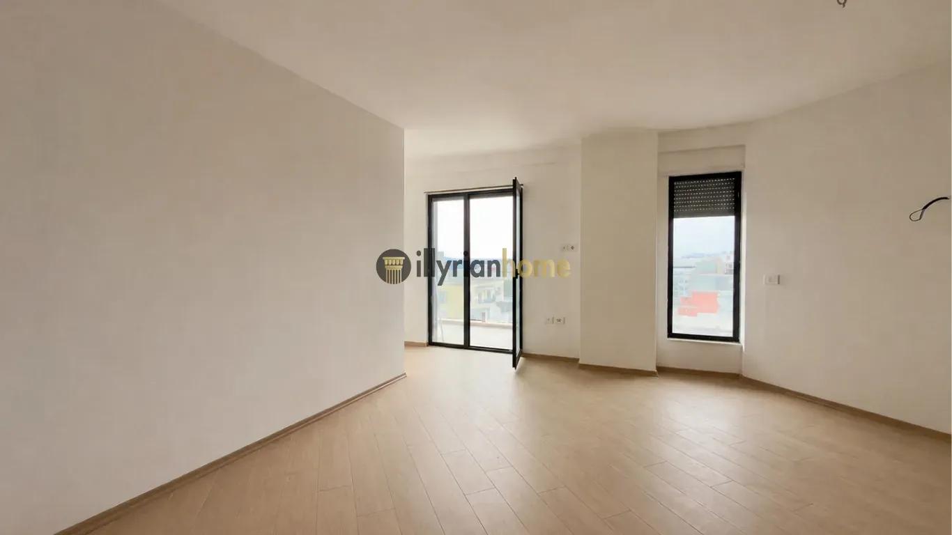 EKSKLUZIVE | SHITET, APARTAMENT 1+1 ME BALLKON TË MADH – RRUGA E DIBRËS, TIRANË 2
