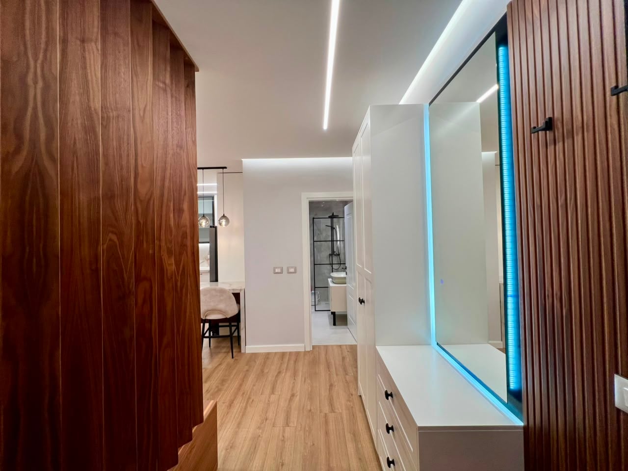 Qira, Apartament 2+1, ”Selvia”, Tiranë. 3