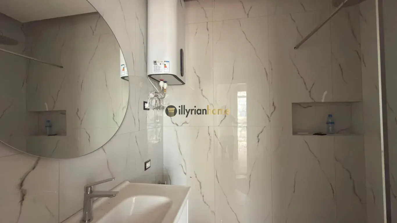 Shitet ,Apartament 1+1+Ballkon | 21 DHJETORI ,Tiranë