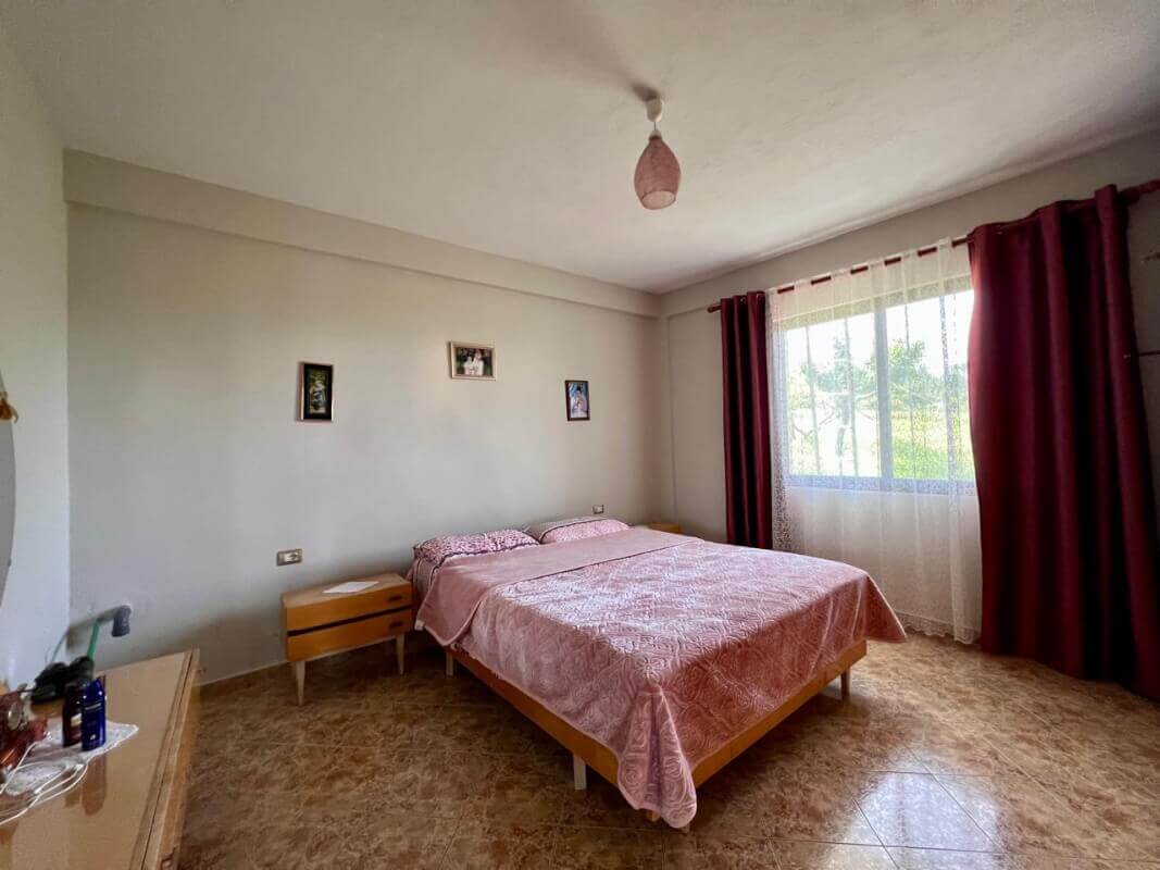 Qira, Vilë 2 katëshe "Priskë e madhe", Tiranë 4