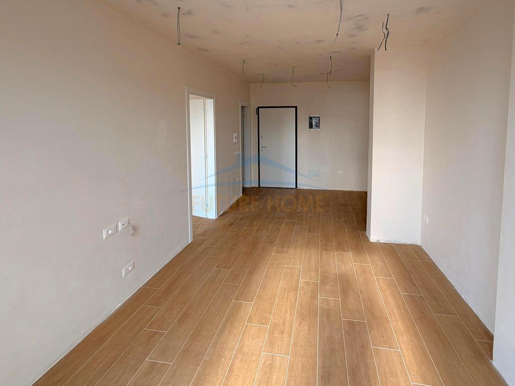 Shitet, Apartament 1+1, Golem 2