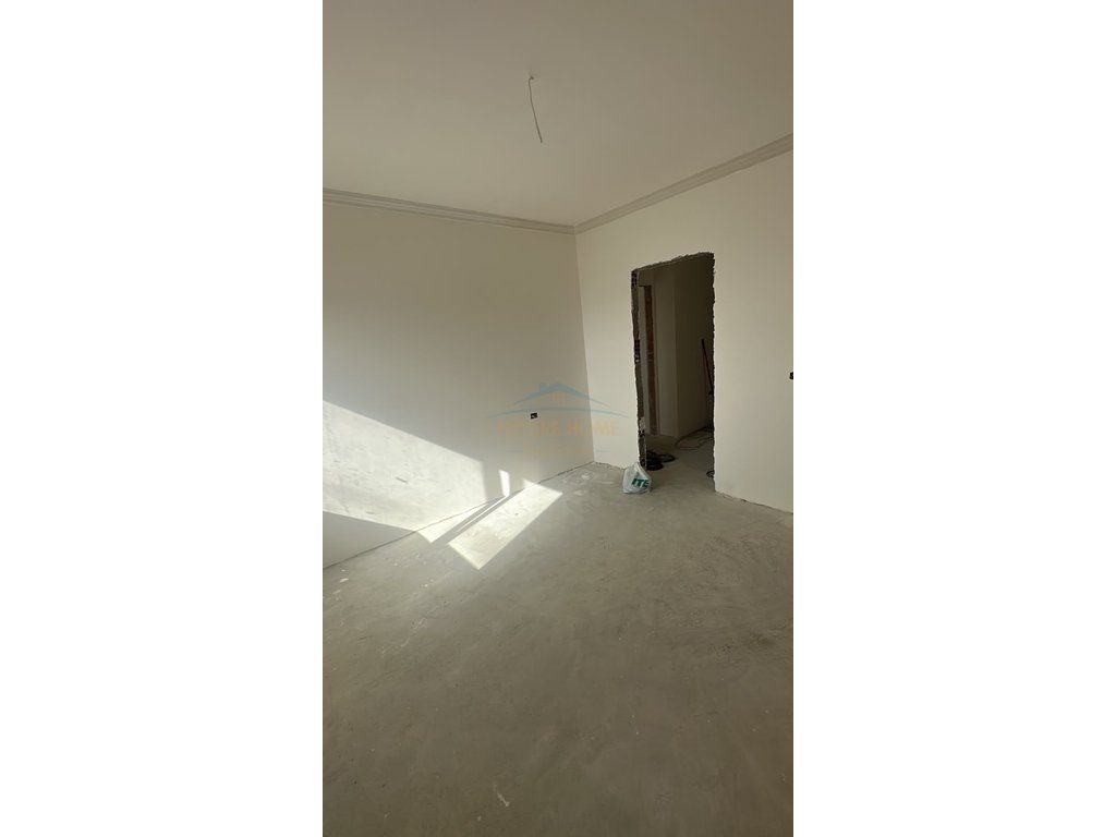 Shitet, Apartament 2+1+2, Lagjia Kastriot, Fier 2