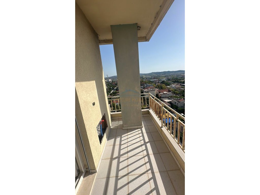 Shitet, Apartament 2+1+2, Lagjia Kastriot, Fier 3