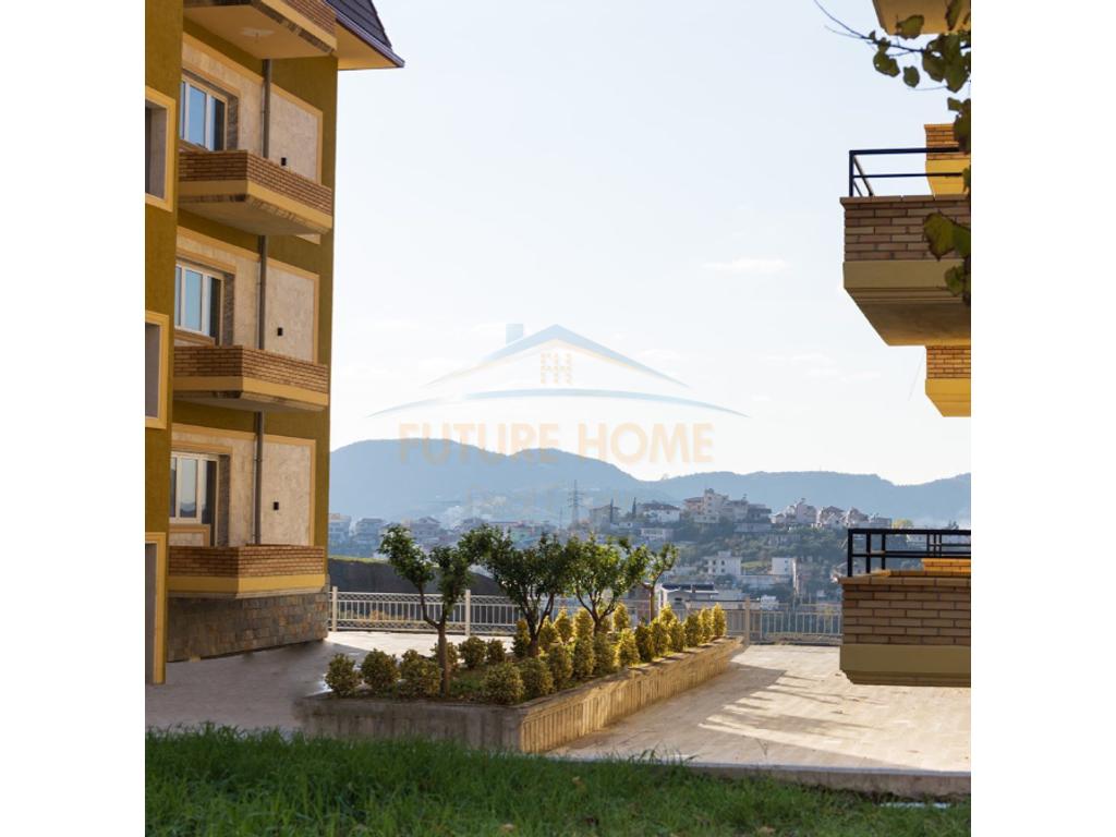 Shitet, Apartament 1+1, Lake Land Residence, Farkë 3