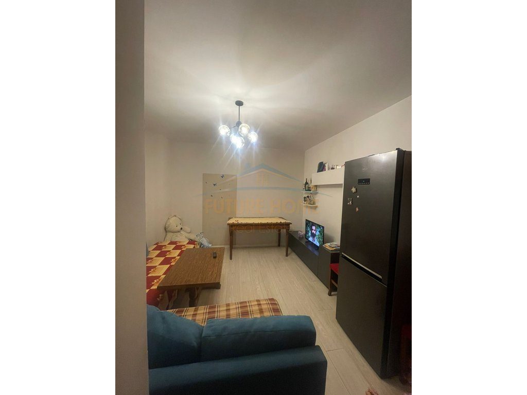 Shitet, Apartament 1+1, Allias