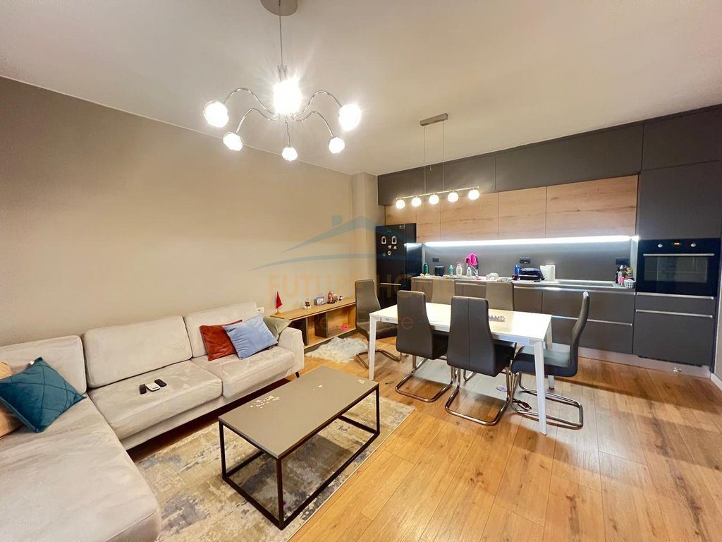 Shitet, Apartament 2+1+2, Kompleksi Panorama, Tiranë 2
