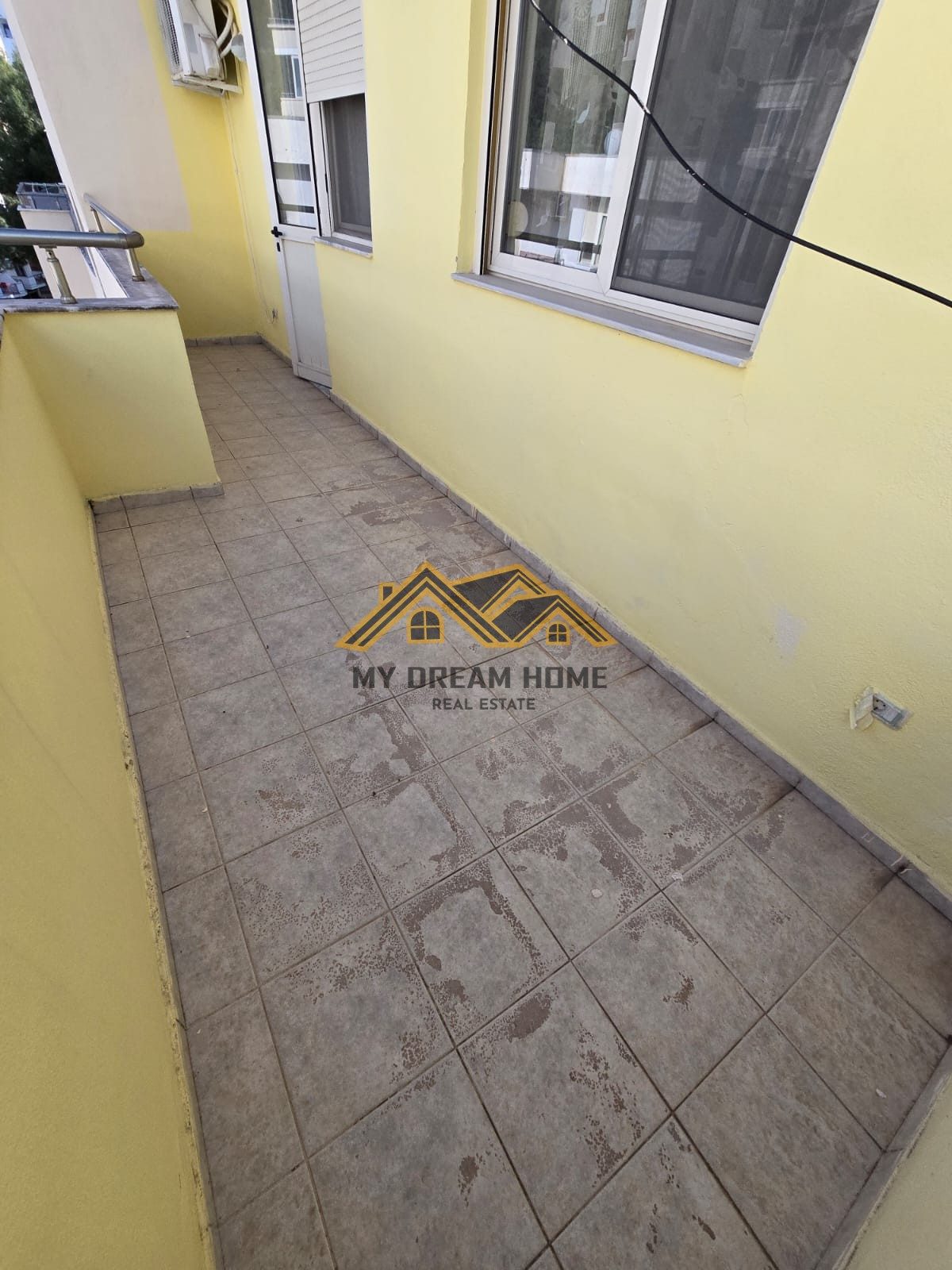 SHITET APARTAMENT 1+1 TE SHKEMBI I KAVAJES !!! 2