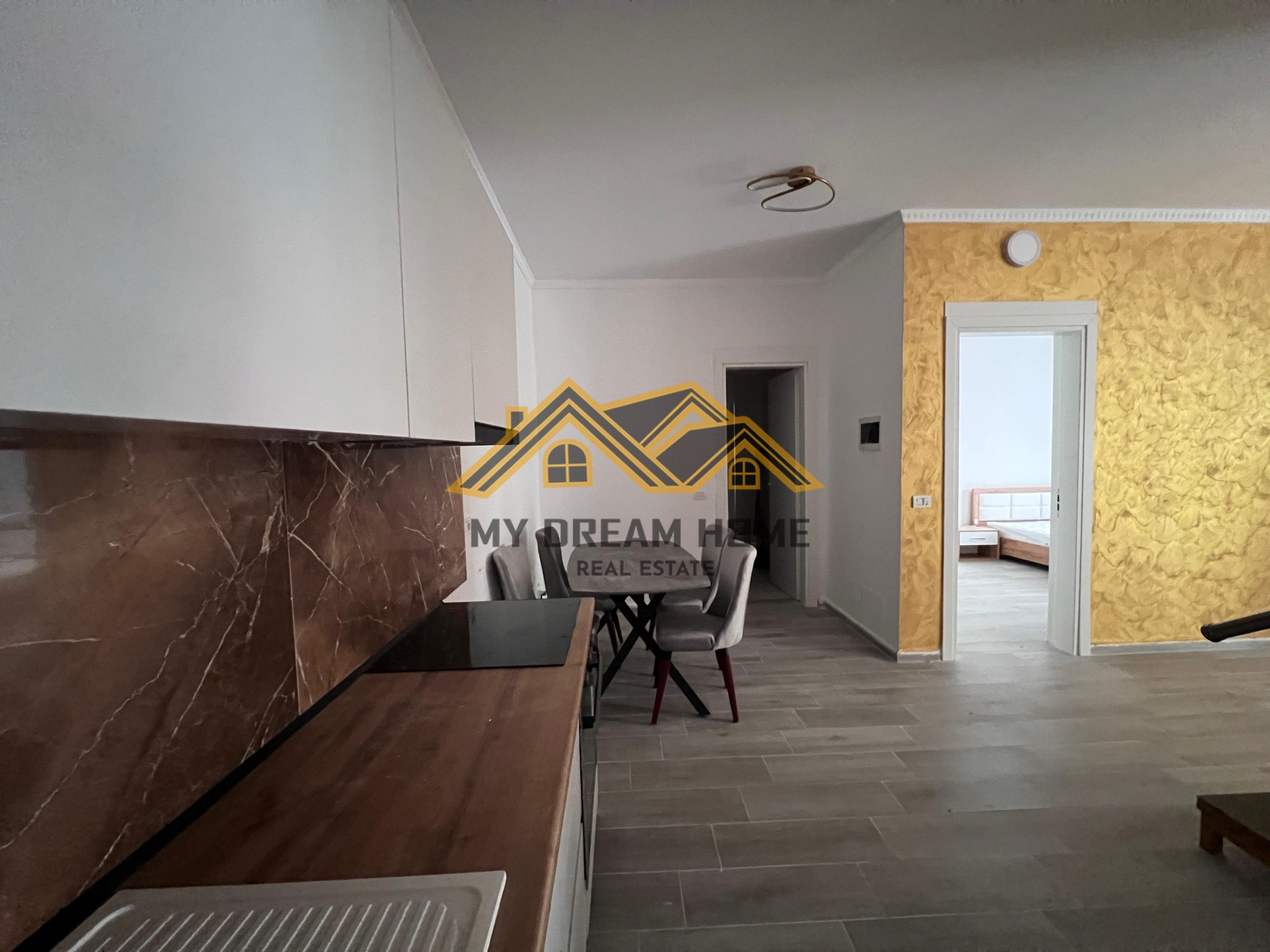 SHITET APARTAMENT 1+1 PLAZH ILIRIA, DURRES! 3