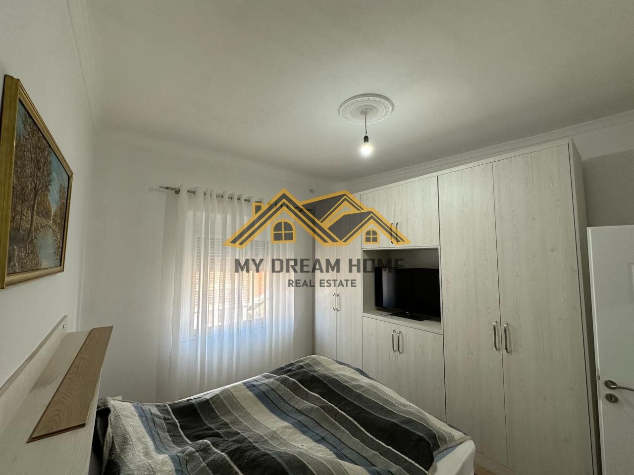 SHITET APARTAMENT 1+1 NE QENDER TE DURRESIT 4
