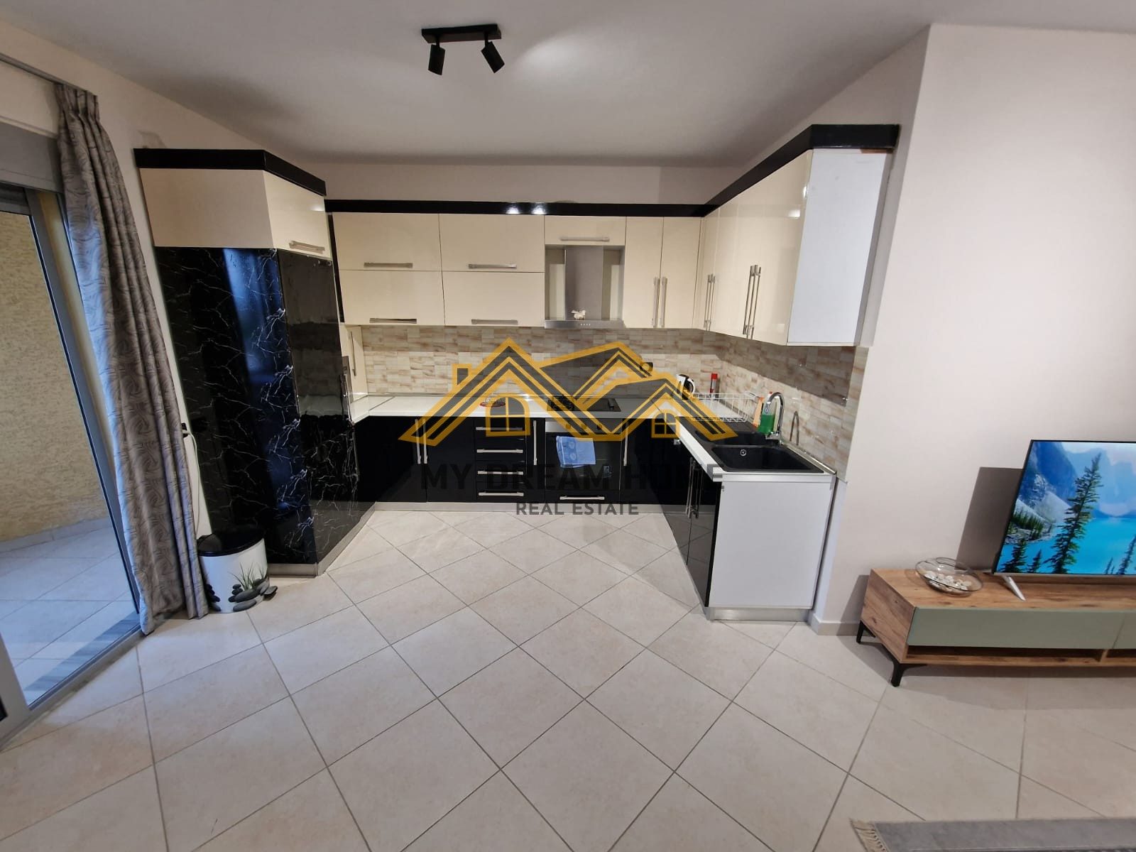 SHITET APARTAMENT 2+1 NE REZIDENCEN TOCAK,PLAZH! 4