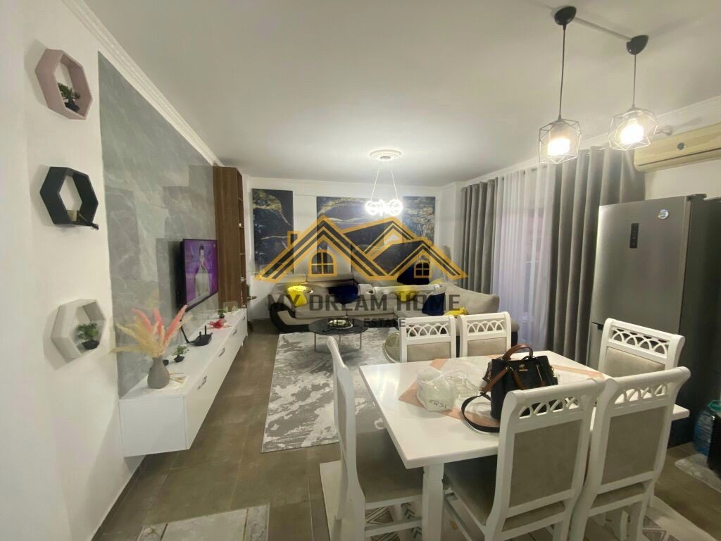 SHESIM SUPER APARTAMENT 2+1+2 PRANE SHKOLES EFTALI KOCI!