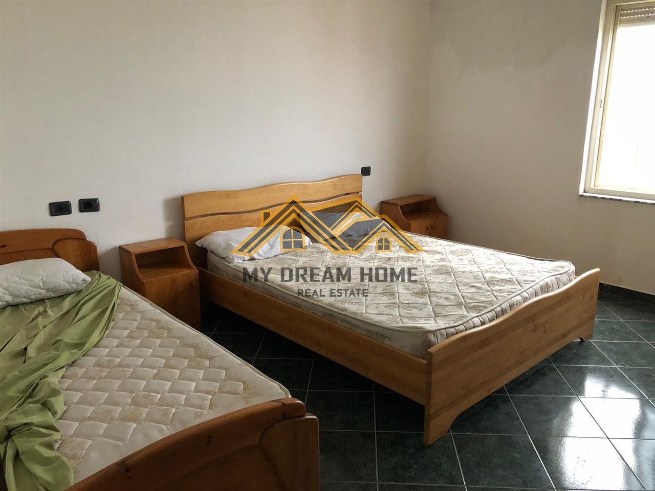 SHITET APARTAMENT 1+1 ME PAMJE NGA DETI TE RROTA E KUQE, PLAZH
